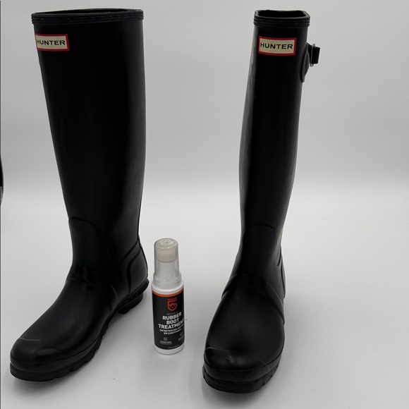 Hunter Classic Black Waterproof Boots - Picture 13 of 13